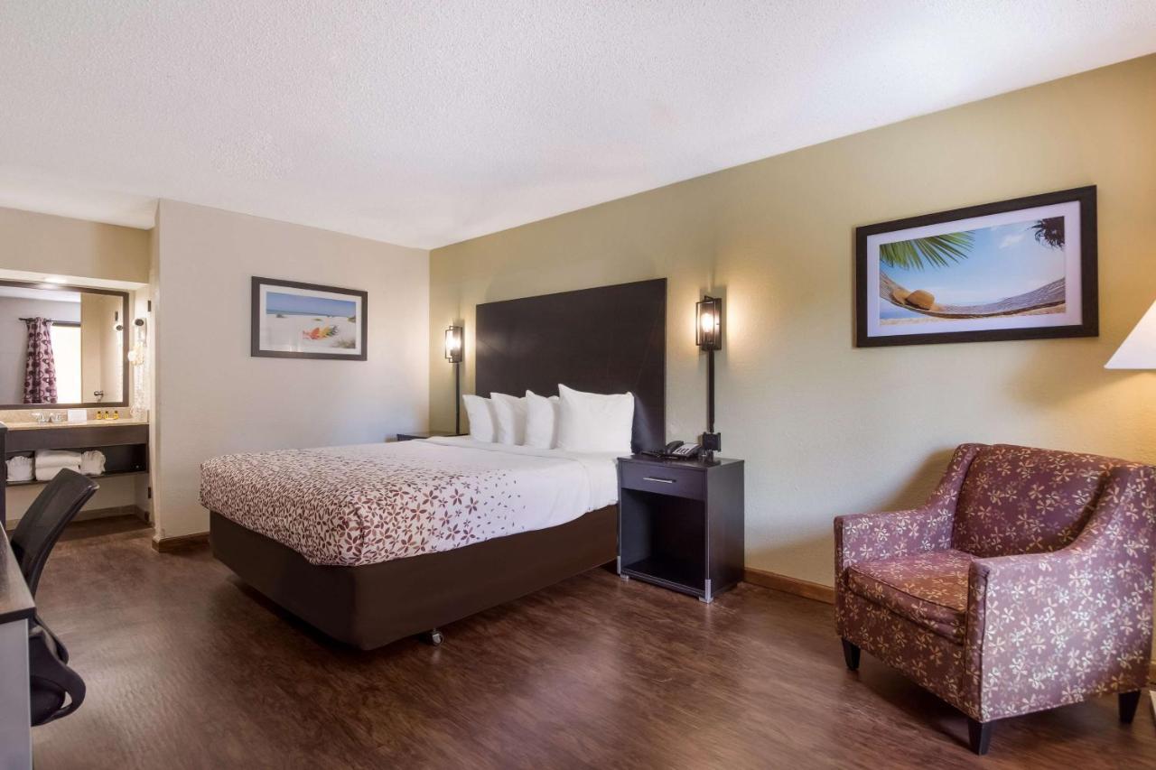 Surestay Hotel By Best Western St Pete Clearwater Airport Eksteriør billede
